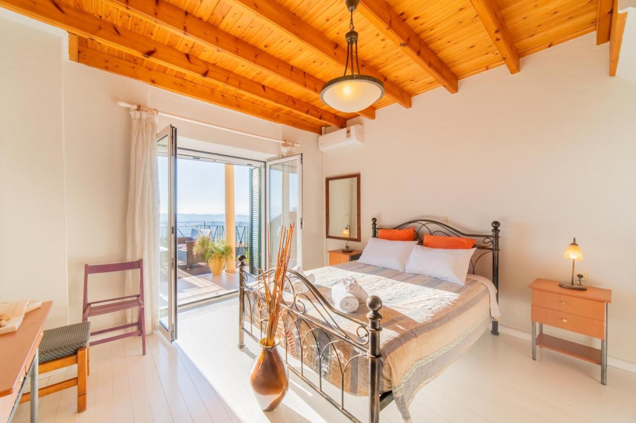 Balis Panorama Villa Chlomos Bagian luar foto
